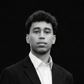 Julian Dalban